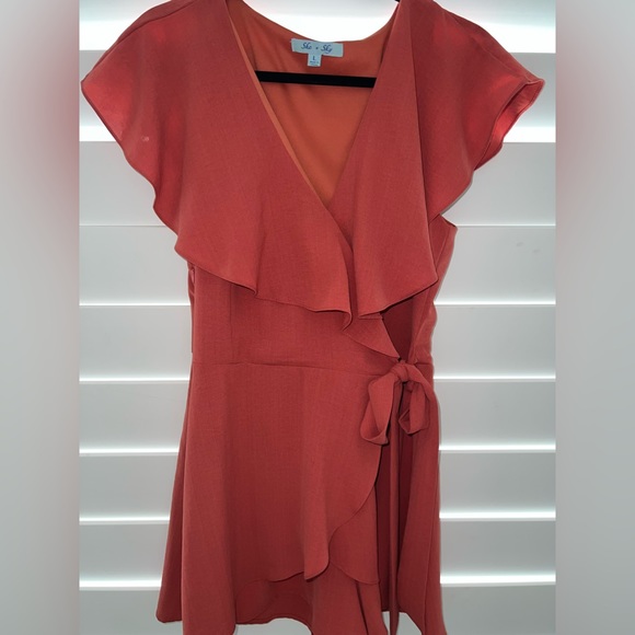 Rust Flowy Romper - Picture 3 of 4